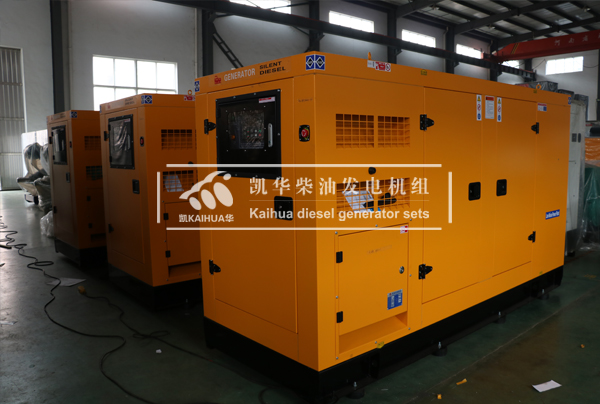 出口南非的三臺100KW靜音發電機組成功出廠